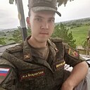 Знакомства: Артур, 21 год, Волжск