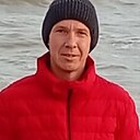 Знакомства: Димон, 42 года, Волноваха