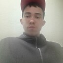 Знакомства: Илья, 21 год, Челябинск