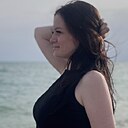 Знакомства: Арина, 27 лет, Евпатория