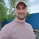 Знакомства: Макс, 38 лет, Артем