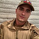 Знакомства: Максим, 27 лет, Погар