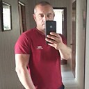 Знакомства: Юрик, 33 года, Волгодонск