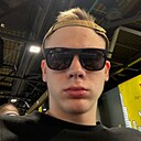 Знакомства: Илья, 19 лет, Чехов