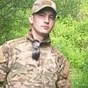 Знакомства: Андрей, 22 года, Докучаевск