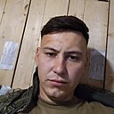 Знакомства: Илья, 25 лет, Артем