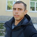 Знакомства: Денис, 32 года, Дальнегорск