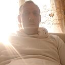 Знакомства: Александр, 37 лет, Урюпинск