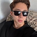 Знакомства: Чингиз, 20 лет, Караганда