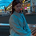 Знакомства: Юлия, 19 лет, Екатеринбург