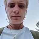 Знакомства: Виталя, 21 год, Киев