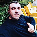 Знакомства: Валерий, 31 год, Серпухов