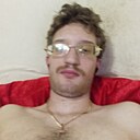 Знакомства: Антон, 23 года, Боровск