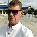 Знакомства: Юрий, 32 года, Ялта