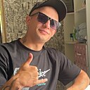 Знакомства: Максим, 27 лет, Калининград