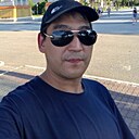 Знакомства: Жорик, 32 года, Нерюнгри