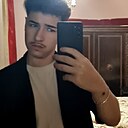 Знакомства: Mihai, 20 лет, Iași