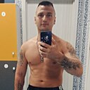 Знакомства: Илья, 26 лет, Людиново