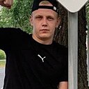 Знакомства: Максим, 22 года, Горловка