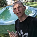 Знакомства: Егор, 21 год, Новоазовск