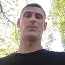 Знакомства: Артем, 35 лет, Котовск