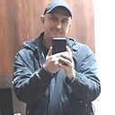 Знакомства: Александр, 41 год, Алчевск