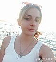 Знакомства: Виктория, 22 года, Барнаул