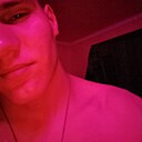 Знакомства: Александр, 24 года, Миллерово