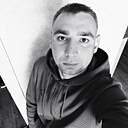 Знакомства: Роман, 31 год, Мариуполь