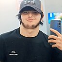 Знакомства: Усман, 20 лет, Магнитогорск