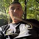 Знакомства: Виктор Олегович, 32 года, Белгород