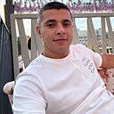 Знакомства: Саша, 31 год, Саратов