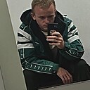 Знакомства: Максим, 22 года, Пятигорск