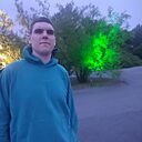 Знакомства: Виктор, 27 лет, Екатеринбург