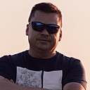 Знакомства: Ionut, 42 года, Iași