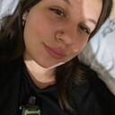 Знакомства: Вика, 23 года, Шахты