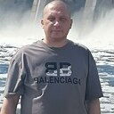 Знакомства: Антон, 41 год, Елабуга