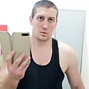 Знакомства: Олег, 38 лет, Невинномысск