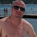 Знакомства: Виктор, 37 лет, Губкинский
