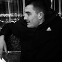 Знакомства: Дима, 22 года, Миллерово