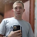 Знакомства: Андрей, 25 лет, Болотное