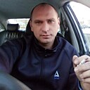 Знакомства: Макс, 33 года, Крутиха