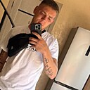 Знакомства: Роман, 29 лет, Пугачев