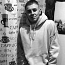 Знакомства: Олежа, 20 лет, Петриков