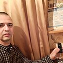 Знакомства: Oleg, 34 года, Круглое