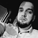 Знакомства: Руслан, 37 лет, Москва