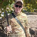 Знакомства: Макс, 36 лет, Докучаевск