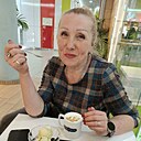 Знакомства: Татьяна, 63 года, Санкт-Петербург