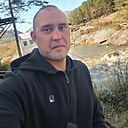 Знакомства: Максим, 33 года, Полысаево