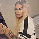 Знакомства: Dydy Zeynep, 24 года, Bistrița